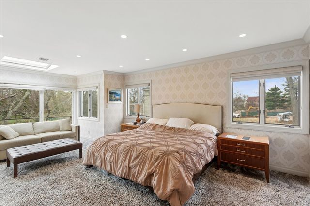 230 Richards Lane, Hewlett Harbor, NY 11557