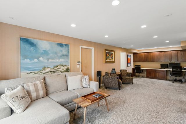 230 Richards Lane, Hewlett Harbor, NY 11557