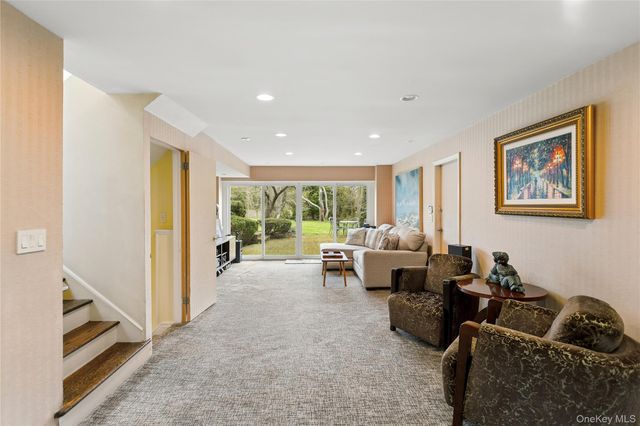 230 Richards Lane, Hewlett Harbor, NY 11557