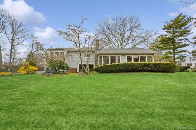 230 Richards Lane, Hewlett Harbor, NY 11557