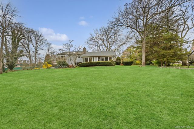 230 Richards Lane, Hewlett Harbor, NY 11557