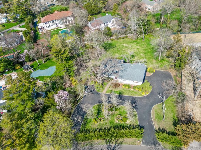 230 Richards Lane, Hewlett Harbor, NY 11557