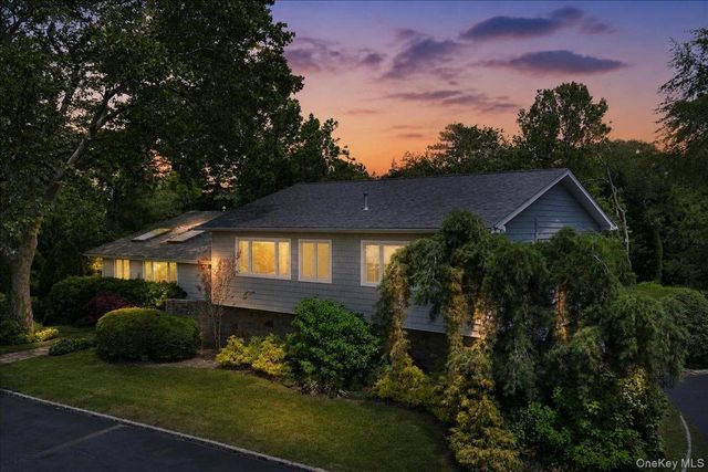 230 Richards Lane, Hewlett Harbor, NY 11557