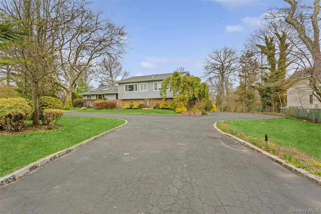 230 Richards Lane, Hewlett Harbor, NY 11557