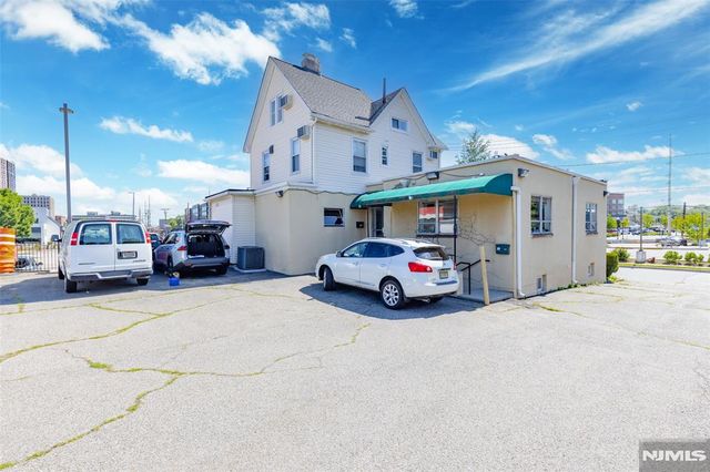 87 Old River Street, Hackensack, NJ 07601