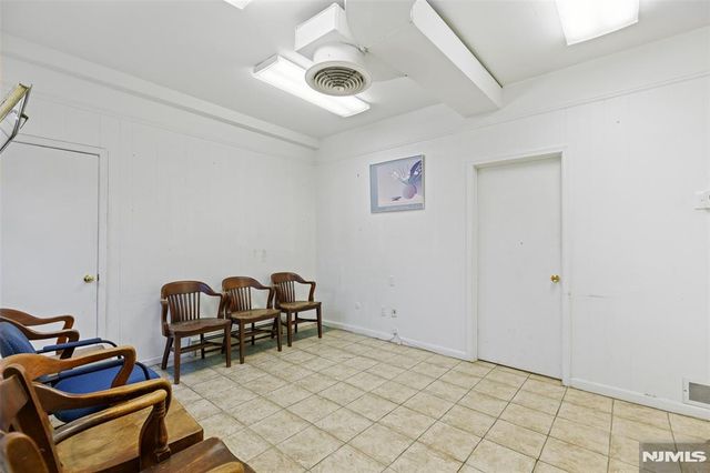 87 Old River Street, Hackensack, NJ 07601