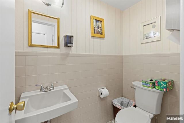 87 Old River Street, Hackensack, NJ 07601