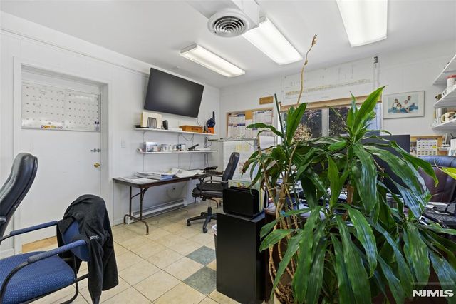 87 Old River Street, Hackensack, NJ 07601