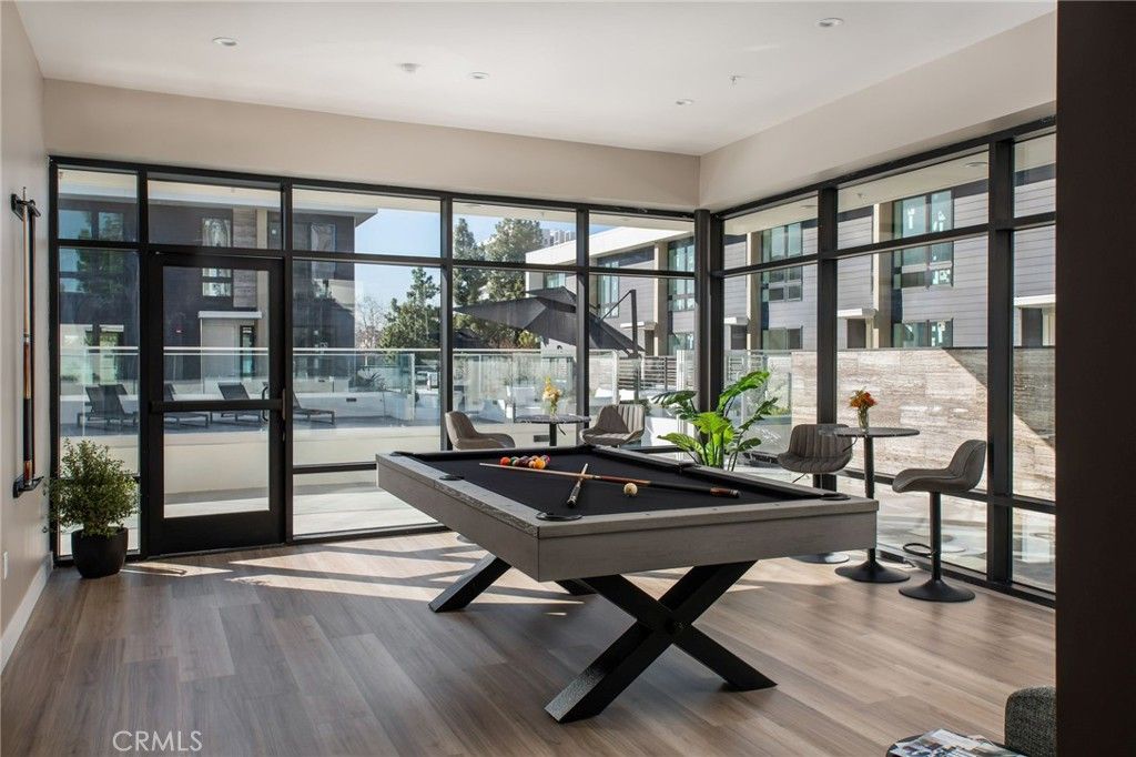property-img