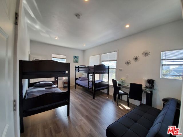 1978 Bonsallo Avenue, Los Angeles, CA 90007