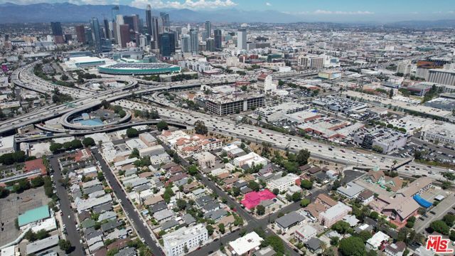 1978 Bonsallo Avenue, Los Angeles, CA 90007