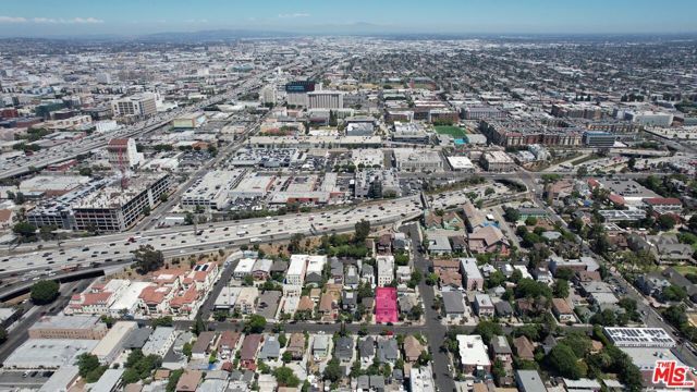 1978 Bonsallo Avenue, Los Angeles, CA 90007