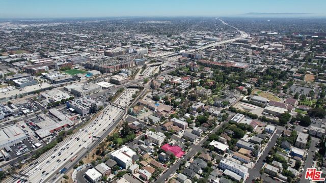 1978 Bonsallo Avenue, Los Angeles, CA 90007