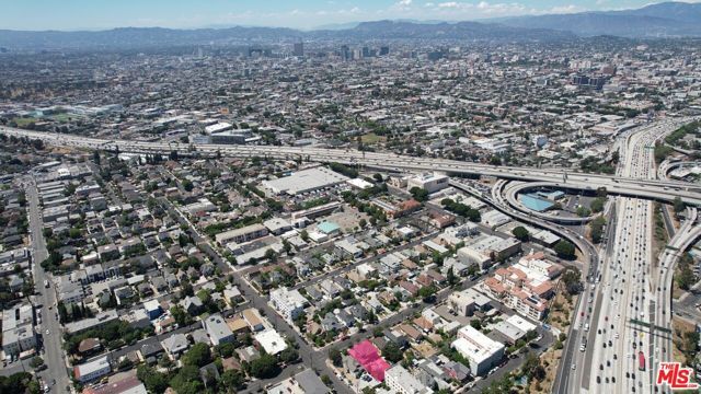 1978 Bonsallo Avenue, Los Angeles, CA 90007