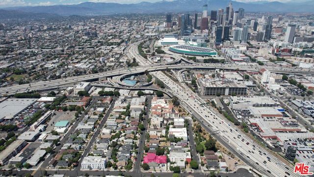 1978 Bonsallo Avenue, Los Angeles, CA 90007