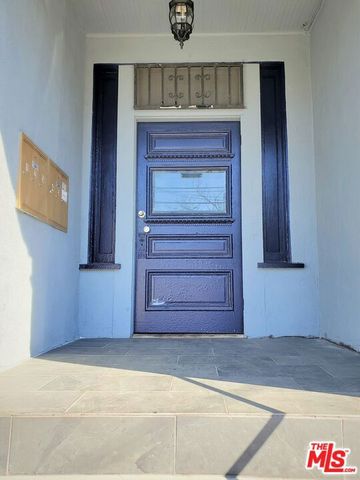 1978 Bonsallo Avenue, Los Angeles, CA 90007