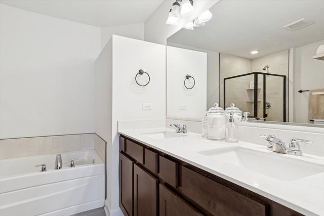 449 Ashley Avenue, La Grange, IL 60525