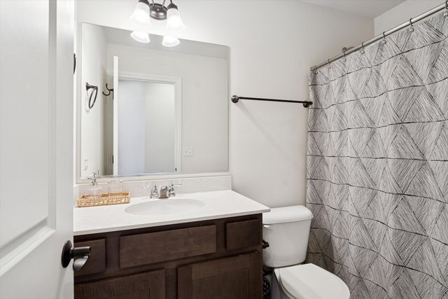 449 Ashley Avenue, La Grange, IL 60525