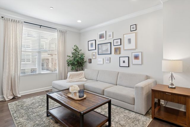 449 Ashley Avenue, La Grange, IL 60525