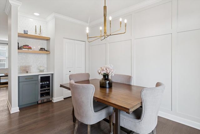 449 Ashley Avenue, La Grange, IL 60525