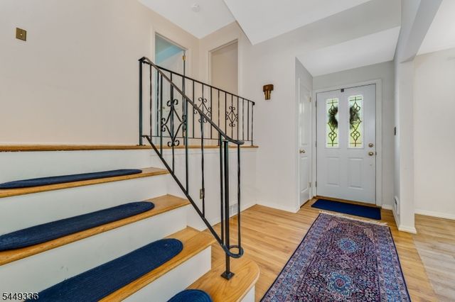 4 Glenwood Terrace, Bridgewater Twp., NJ 08807