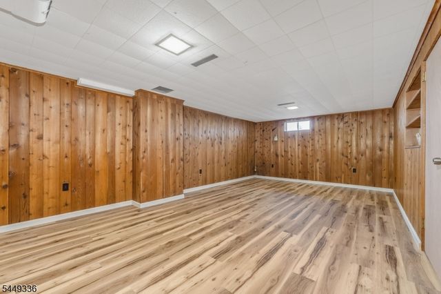 4 Glenwood Terrace, Bridgewater Twp., NJ 08807
