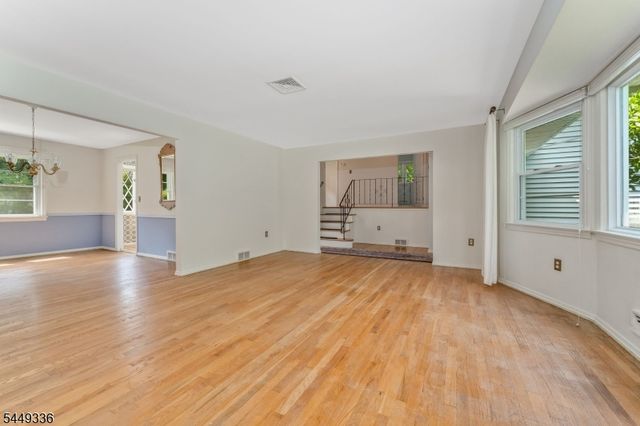 4 Glenwood Terrace, Bridgewater Twp., NJ 08807