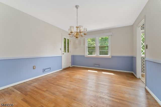 4 Glenwood Terrace, Bridgewater Twp., NJ 08807