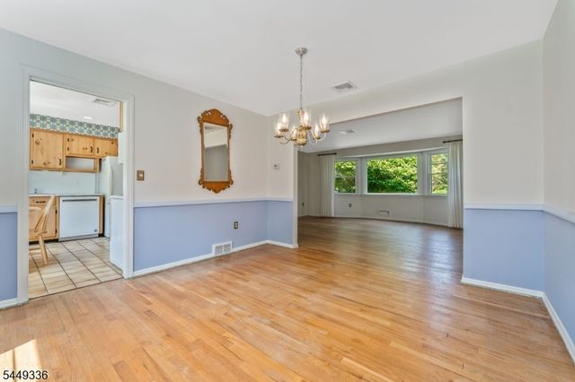 4 Glenwood Terrace, Bridgewater Twp., NJ 08807