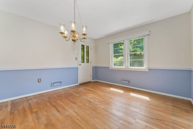 4 Glenwood Terrace, Bridgewater Twp., NJ 08807