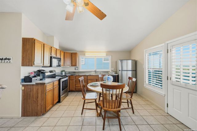 2681 Lakeview Dr, Canyon Lake, TX 78133