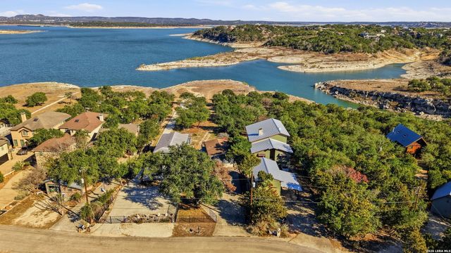 2681 Lakeview Dr, Canyon Lake, TX 78133