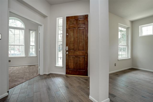 5818 Pebble Bank Lane, Houston, TX 77041