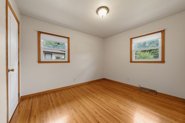 120 N Manitou Drive, Mankato, MN 56001