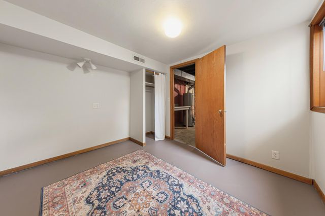 120 N Manitou Drive, Mankato, MN 56001
