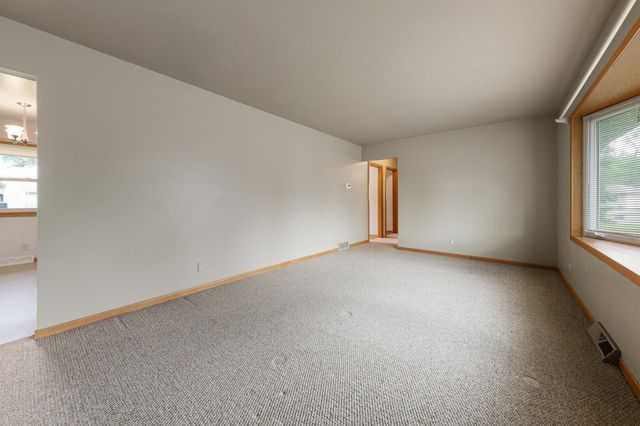 120 N Manitou Drive, Mankato, MN 56001