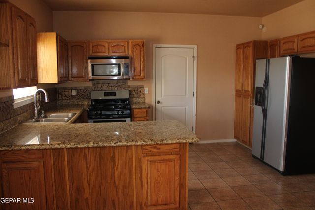 4056 Tibuni Place, El Paso, TX 79904