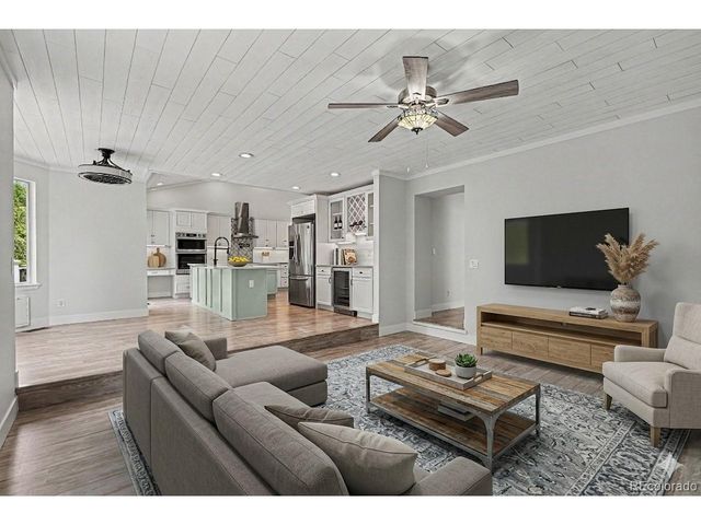 9655 Lameria Dr, Highlands Ranch, CO 80130