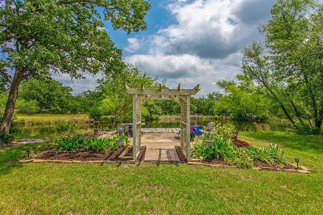 15303 Autumn Oaks Lane, Iola, TX 77861