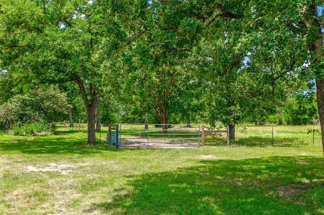 15303 Autumn Oaks Lane, Iola, TX 77861