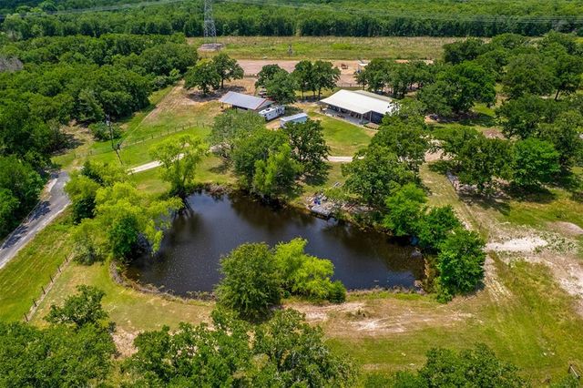 15303 Autumn Oaks Lane, Iola, TX 77861