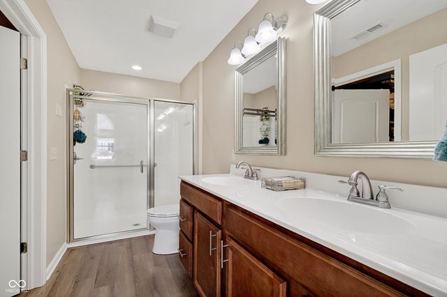 1190 Extraordinary Trail, Greenfield, IN 46140