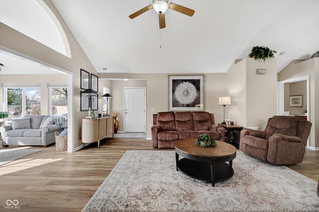 1190 Extraordinary Trail, Greenfield, IN 46140