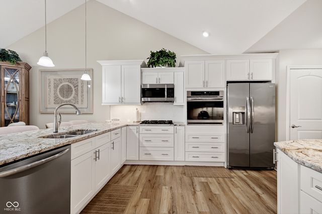 1190 Extraordinary Trail, Greenfield, IN 46140