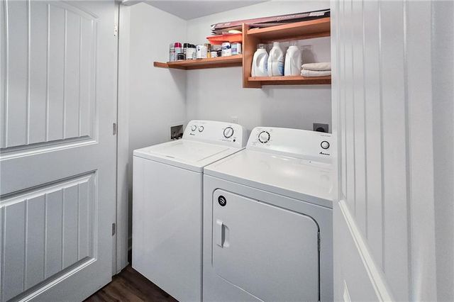 920 Deer Ridge Court, Baldwin City, KS 66006