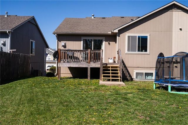 920 Deer Ridge Court, Baldwin City, KS 66006