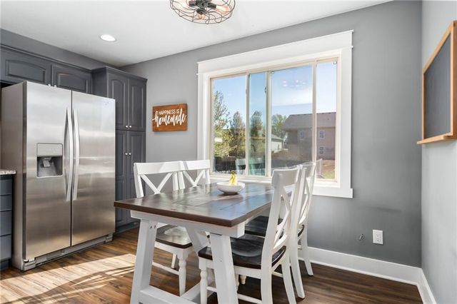 920 Deer Ridge Court, Baldwin City, KS 66006