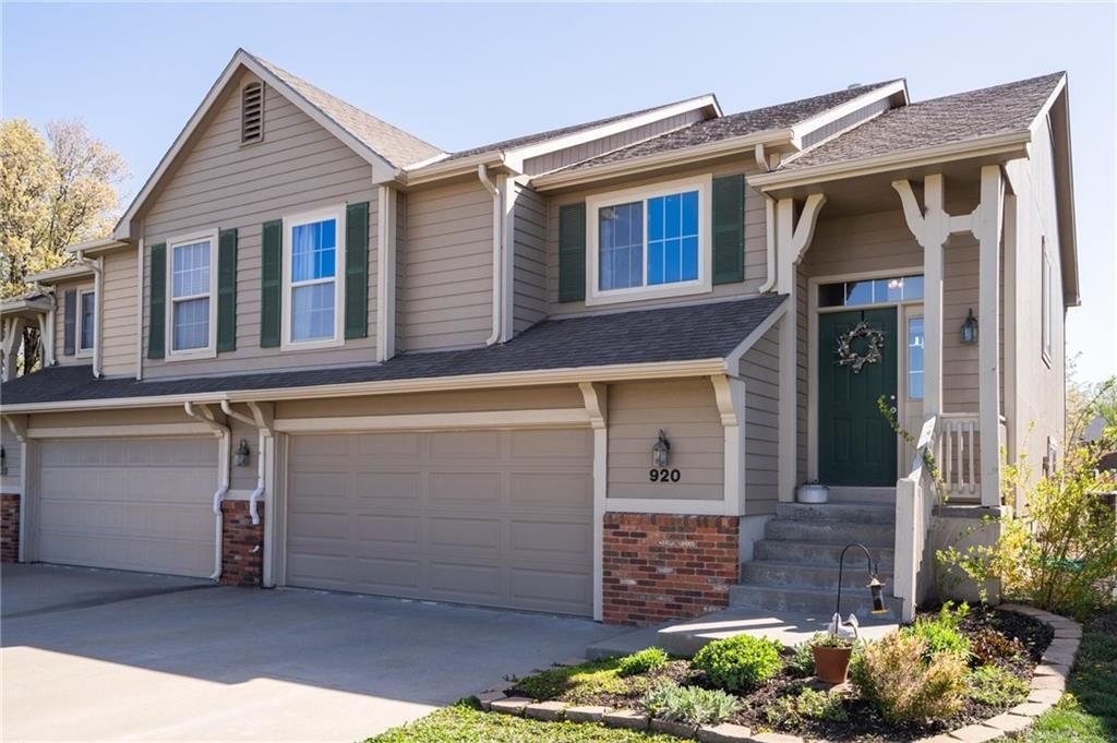 920 Deer Ridge Court, Baldwin City, KS 66006