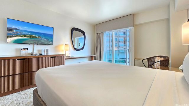 410 Atkinson Drive 657, Honolulu, HI 96814