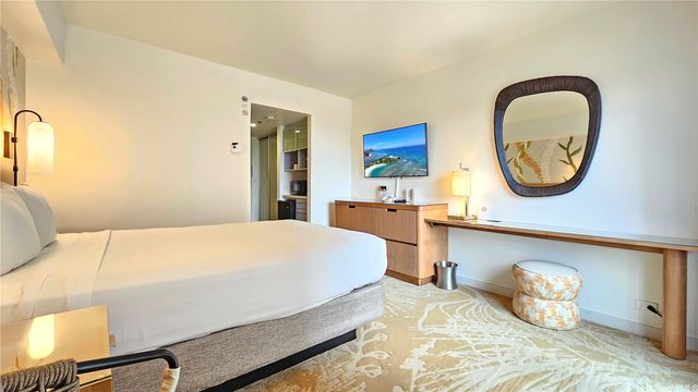 410 Atkinson Drive 657, Honolulu, HI 96814